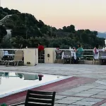 Mare Hotel