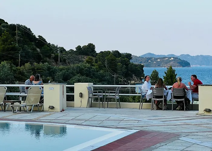 Mare Hotel Kanapitsa (Skiathos)