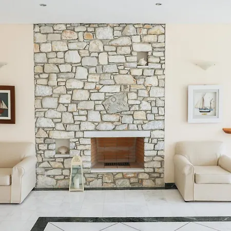 Mare 4* Kanapitsa (Skiathos)